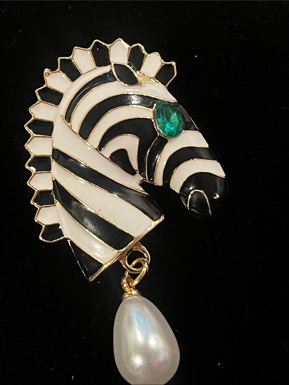 Medal Zebra Head Brooch with Pearl Drop - Black & White